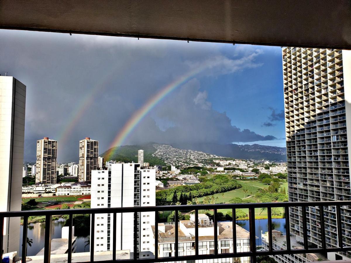Private One Bedroom Condo, With Corporate Rental Car Savings Code Included, Free Onsite Parking Honolulu Dış mekan fotoğraf